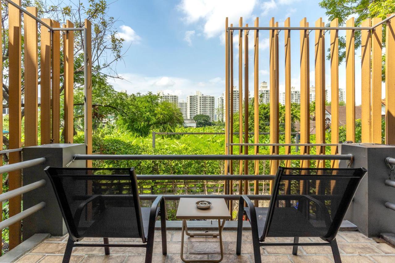 Nest By Sangob Hotel Bangkok Exterior photo